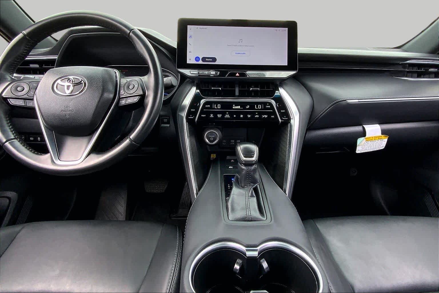 Used 2024 Toyota Venza XLE AWD/4WD image 15
