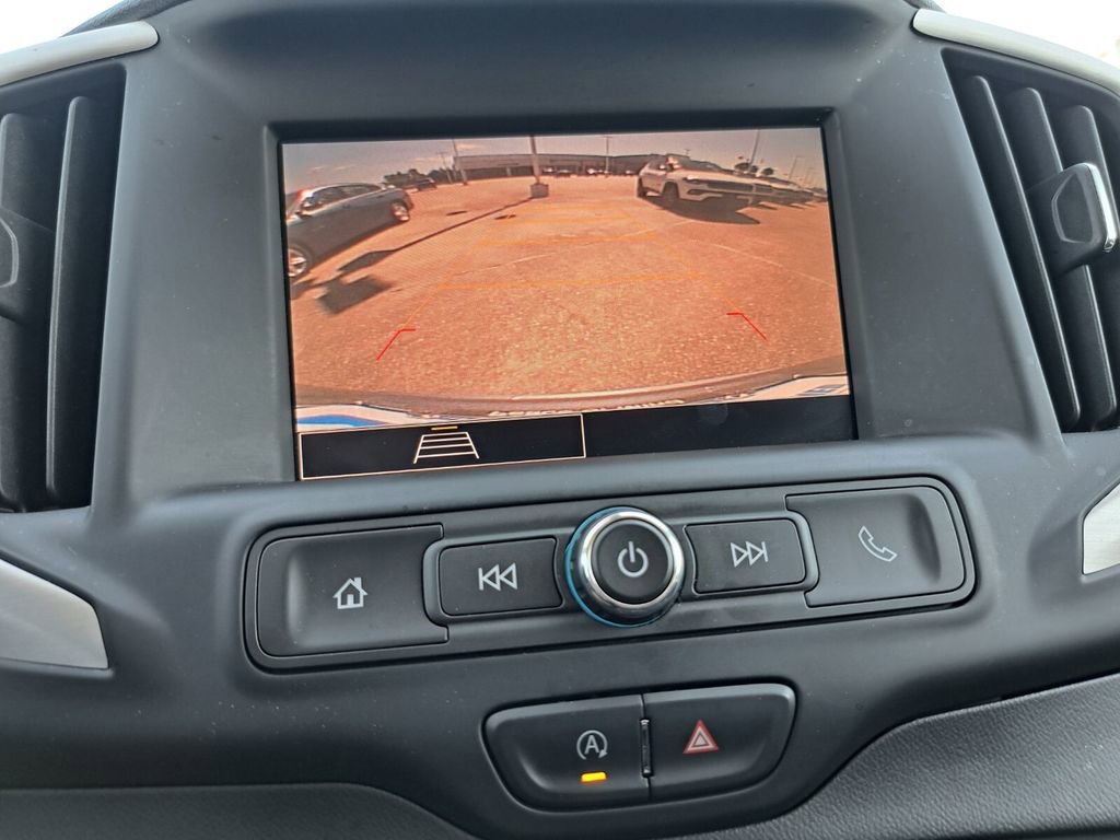 Used 2023 GMC Terrain SLE FWD image 11