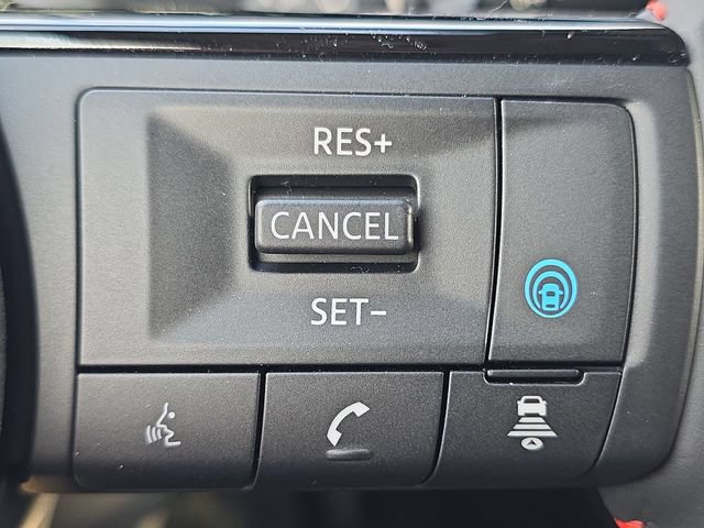 New 2026 Nissan Kicks SR w/ Cold Weather Package AWD/4WD image 33