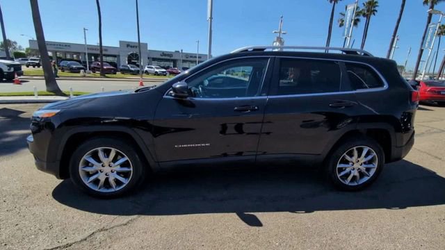 Used 2018 Jeep Cherokee Limited image 5