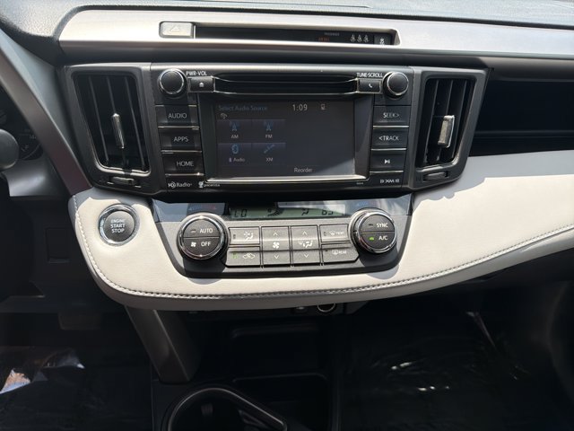 Used 2018 Toyota RAV4 XLE w/ Plus Extra Value Package AWD/4WD image 18