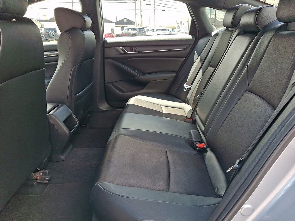 Used 2019 Honda Accord Sport image 12