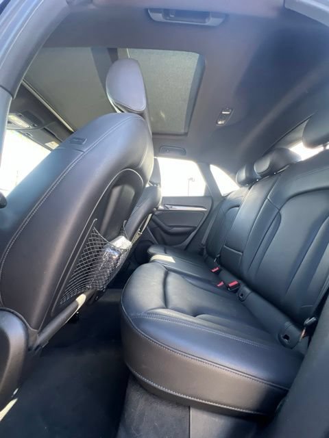 Used 2018 Audi Q3 2.0T Premium w/ Convenience Package AWD/4WD image 29