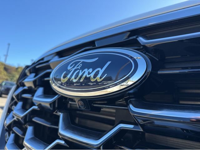 New 2026 Ford Explorer Platinum RWD image 23