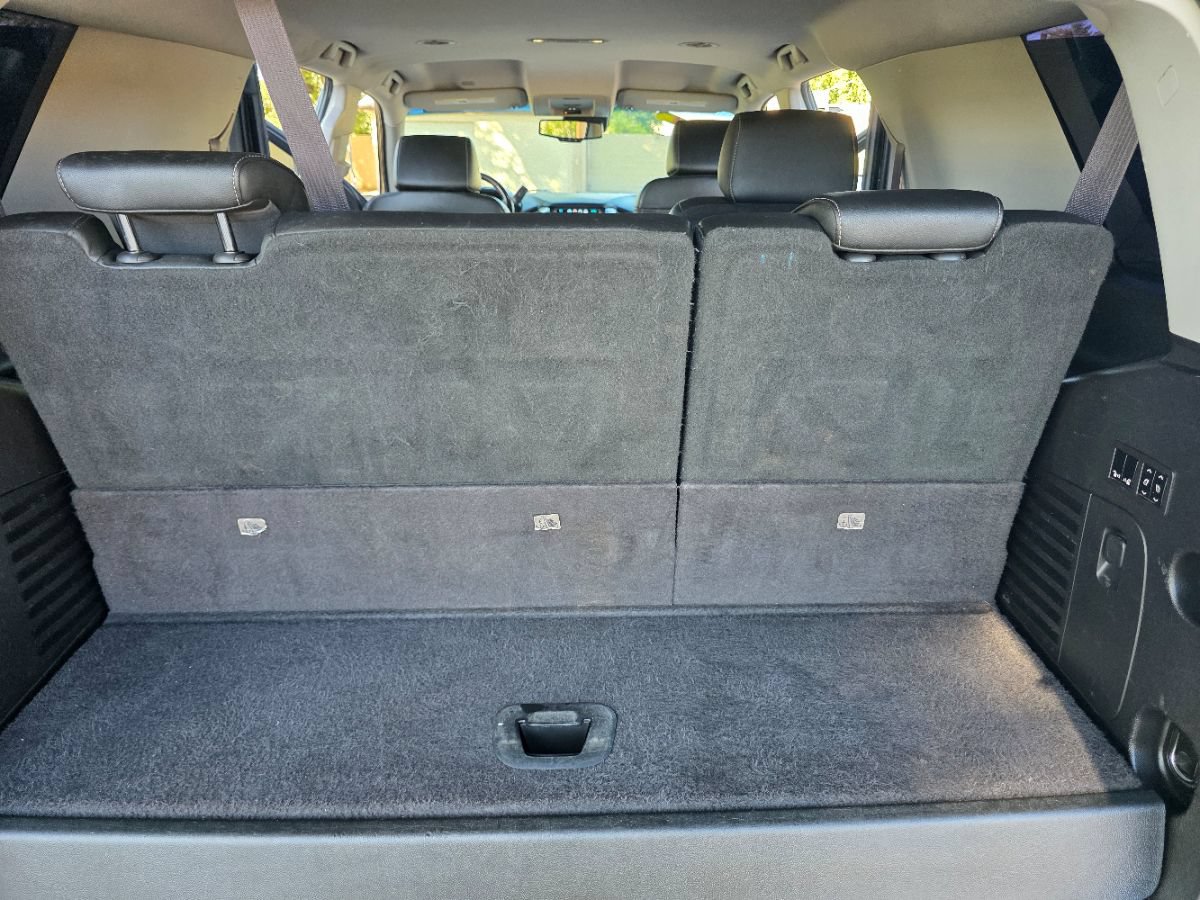 Used 2017 Chevrolet Tahoe Premier AWD/4WD image 24