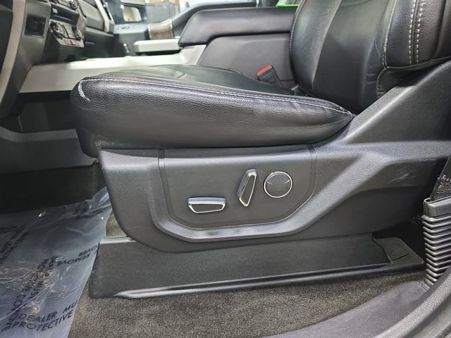 Used 2018 Ford F250 Lariat w/ Lariat Ultimate Package image 31