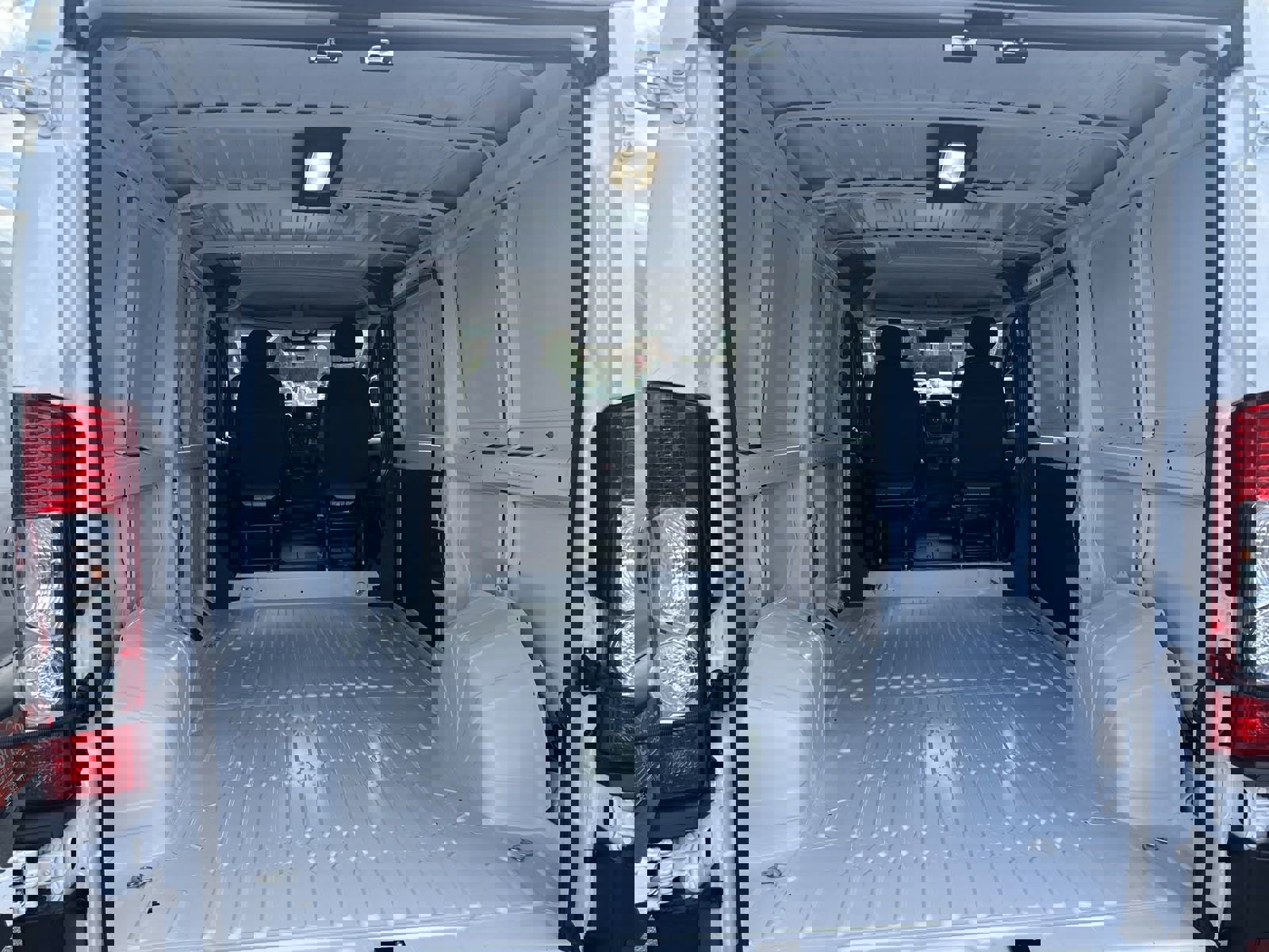 New 2025 RAM ProMaster 1500 w/ Convenience Group image 19