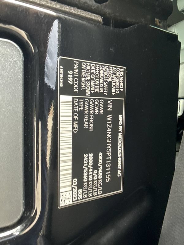 Used 2023 Mercedes-Benz Sprinter 2500 image 36