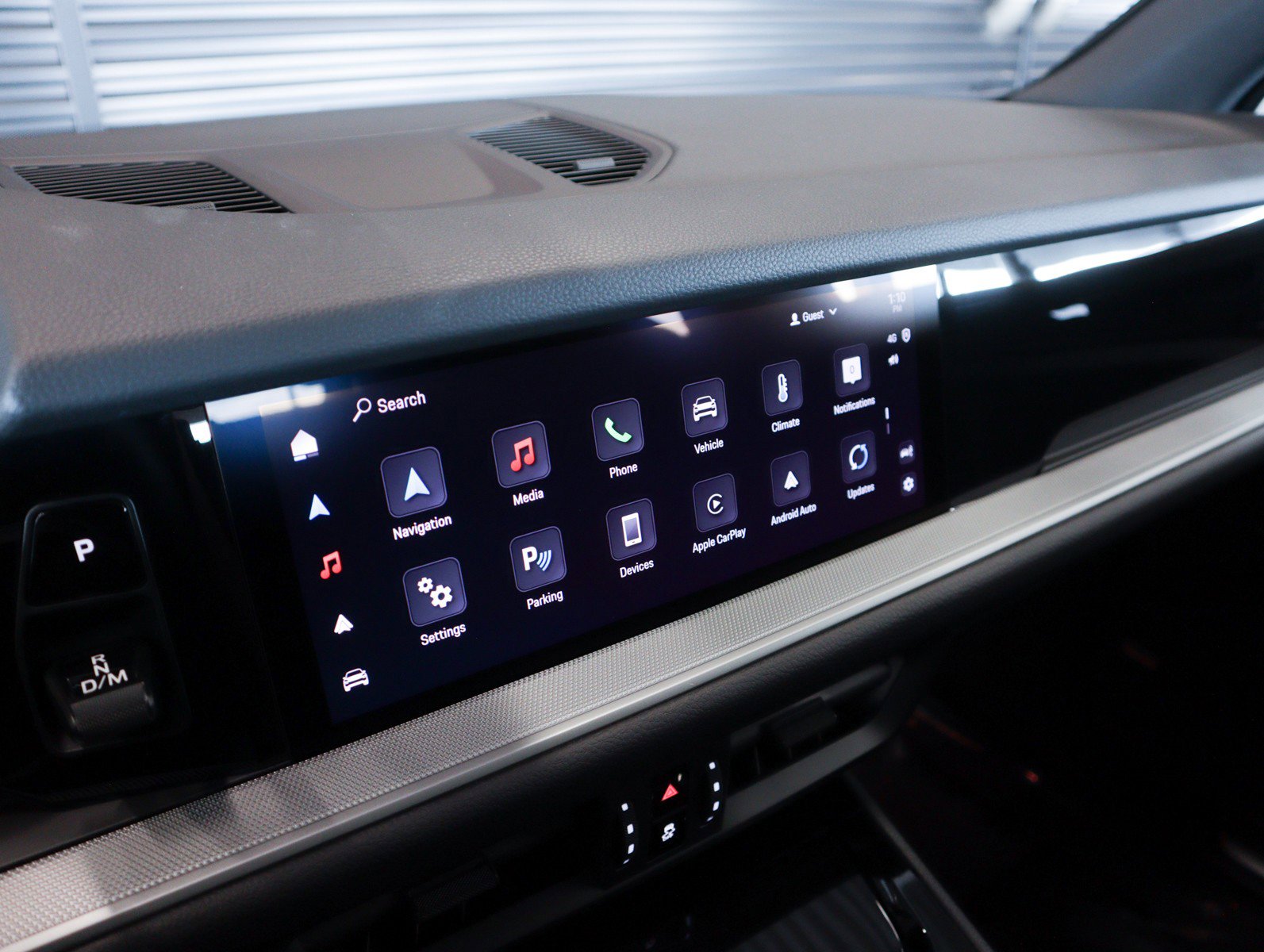 Certified 2025 Porsche Cayenne AWD/4WD image 18
