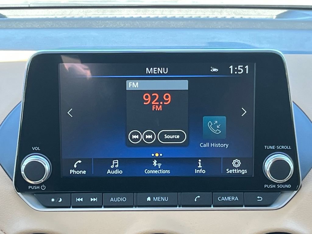 New 2025 Nissan Sentra SV w/ SV Premium Package image 25