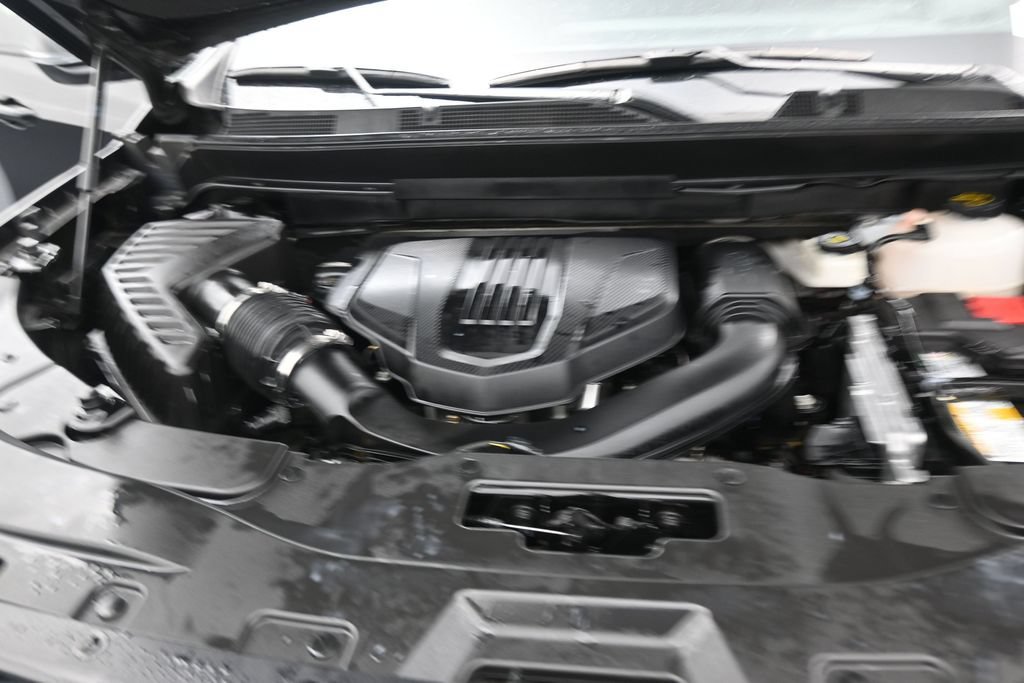 Used 2026 Chevrolet Traverse LT FWD image 17