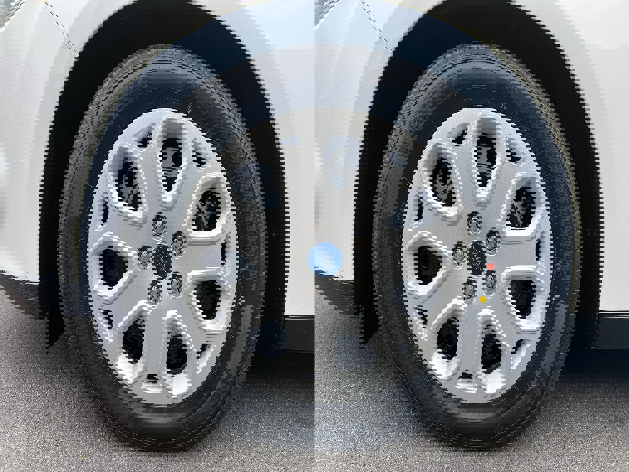 Used 2012 Ford Focus SE image 24