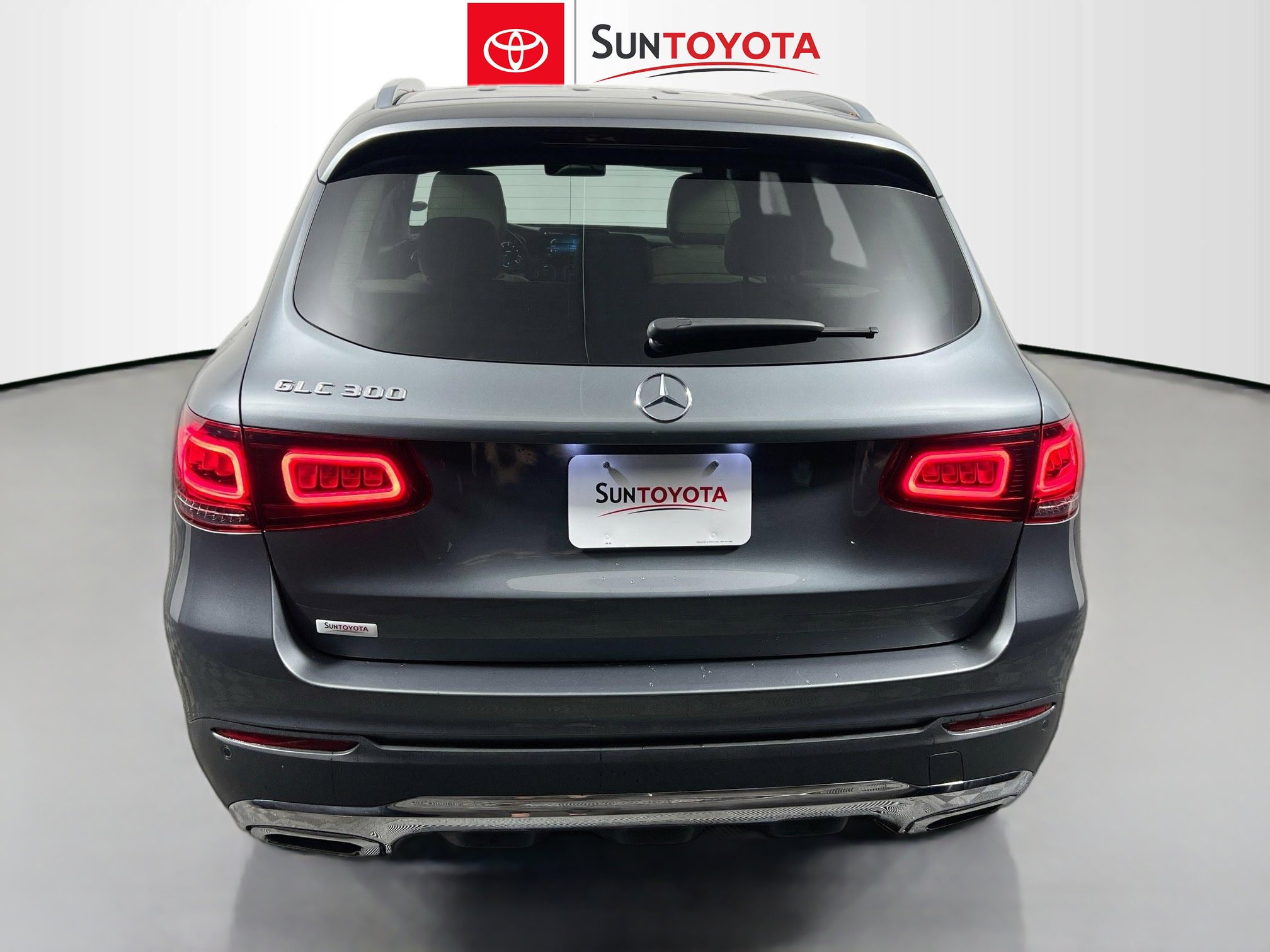 Used 2021 Mercedes-Benz GLC 300 image 5