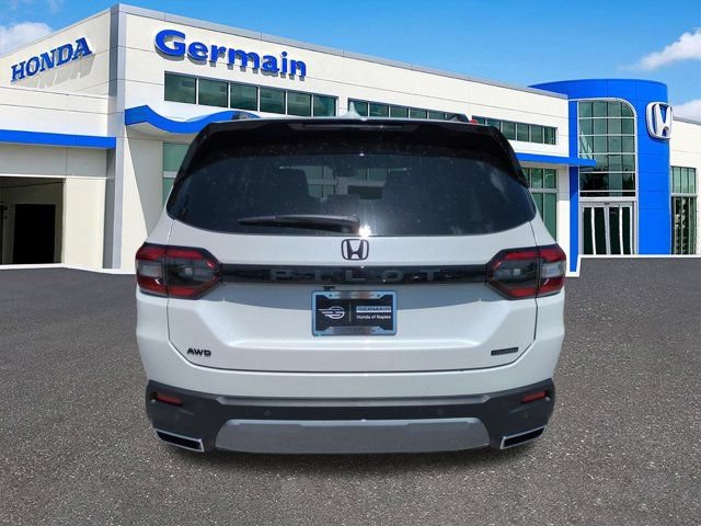 New 2026 Honda Pilot Touring image 4