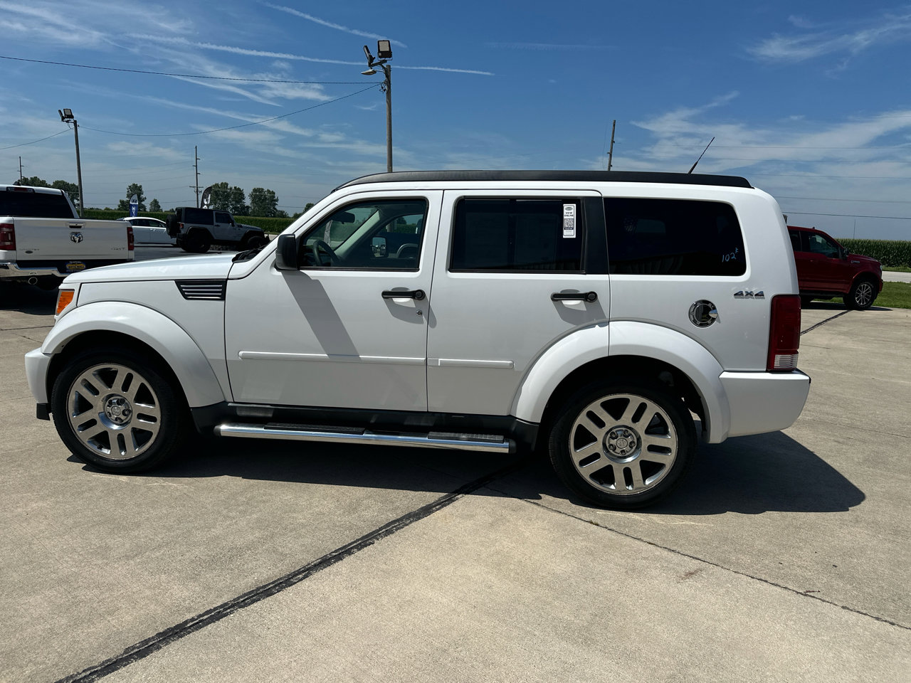 Used 2011 Dodge Nitro Heat w/ Chrome Accents Group image 4