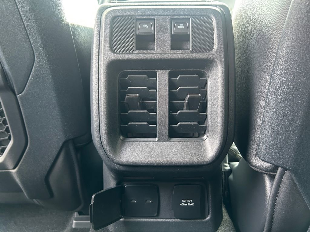 New 2025 Ford Bronco Badlands image 25