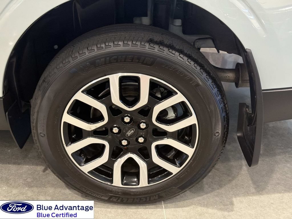 Used 2022 Ford Maverick Lariat w/ Lariat Luxury Package FWD image 7