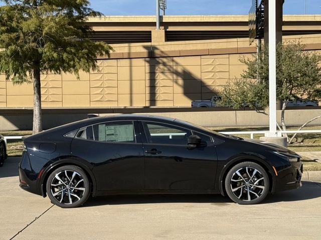 New 2026 Toyota Prius Plug-In Hybrid image 3