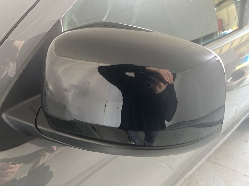 Used 2023 Dodge Durango R/T w/ Hemi Orange Plus Package image 39