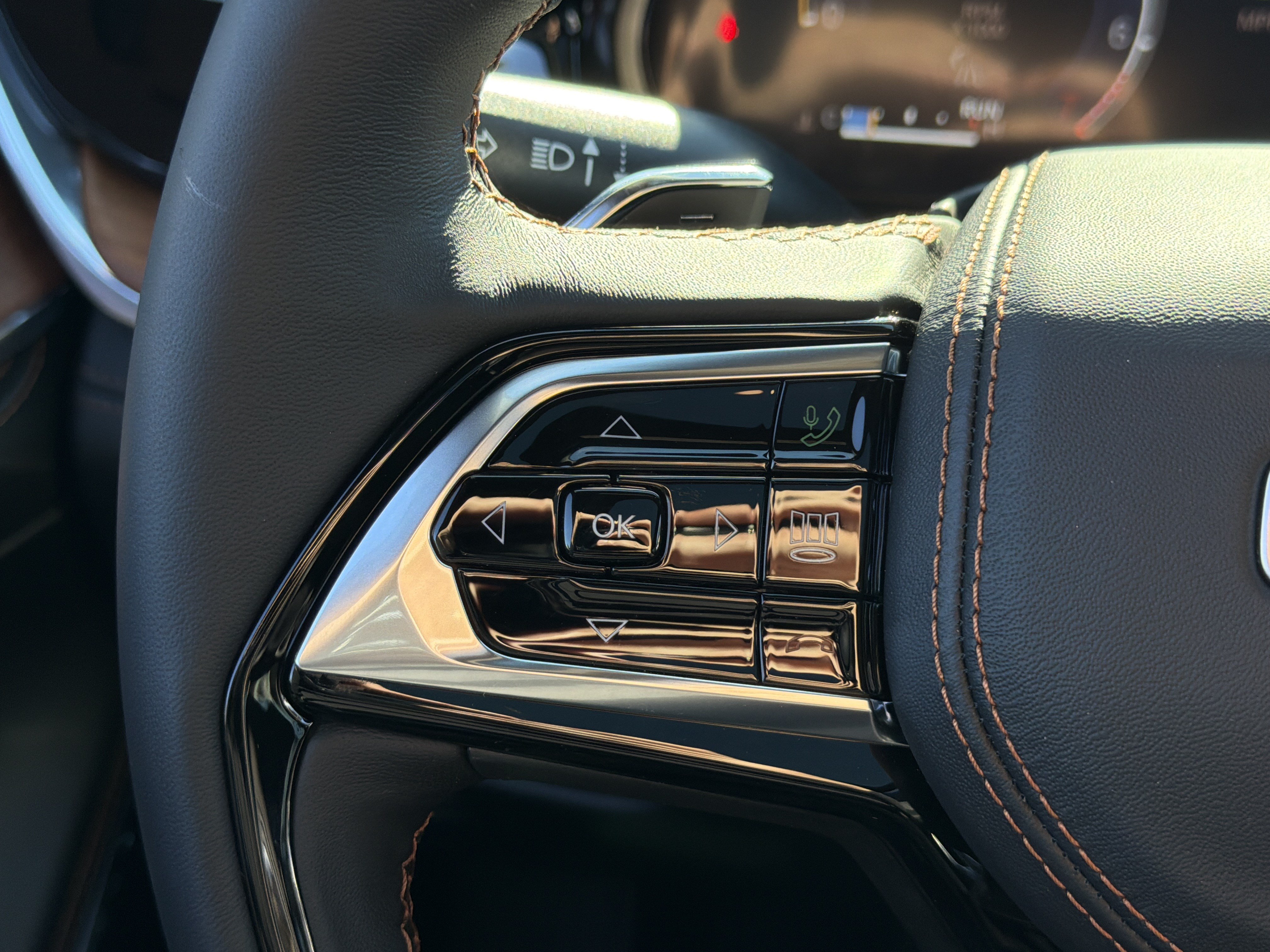 New 2027 Jeep Grand Cherokee Summit AWD/4WD image 16