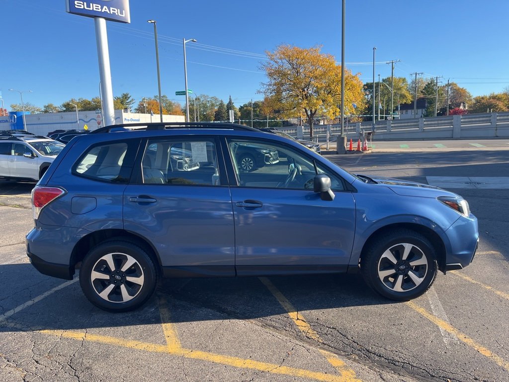 Used 2018 Subaru Forester 2.5i w/ Alloy Wheel Package image 4