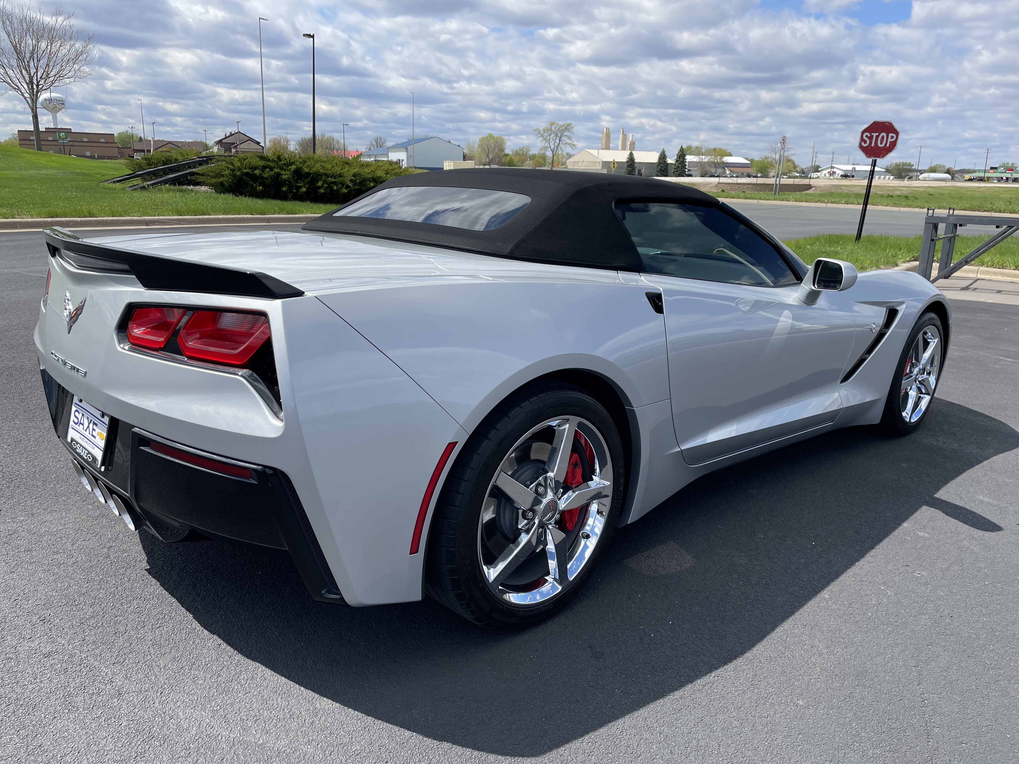 Used 2014 Chevrolet Corvette Stingray Convertible w/ 2LT Preferred Equipment Group RWD image 5