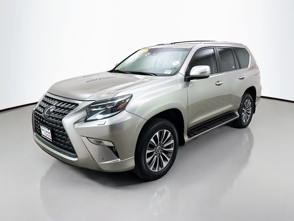 Used 2023 Lexus GX 460 Luxury w/ Accessory Package AWD/4WD image 3