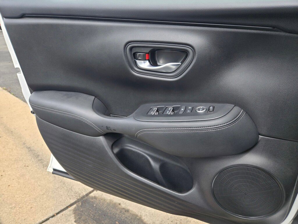 Certified 2023 Honda HR-V EX-L image 22