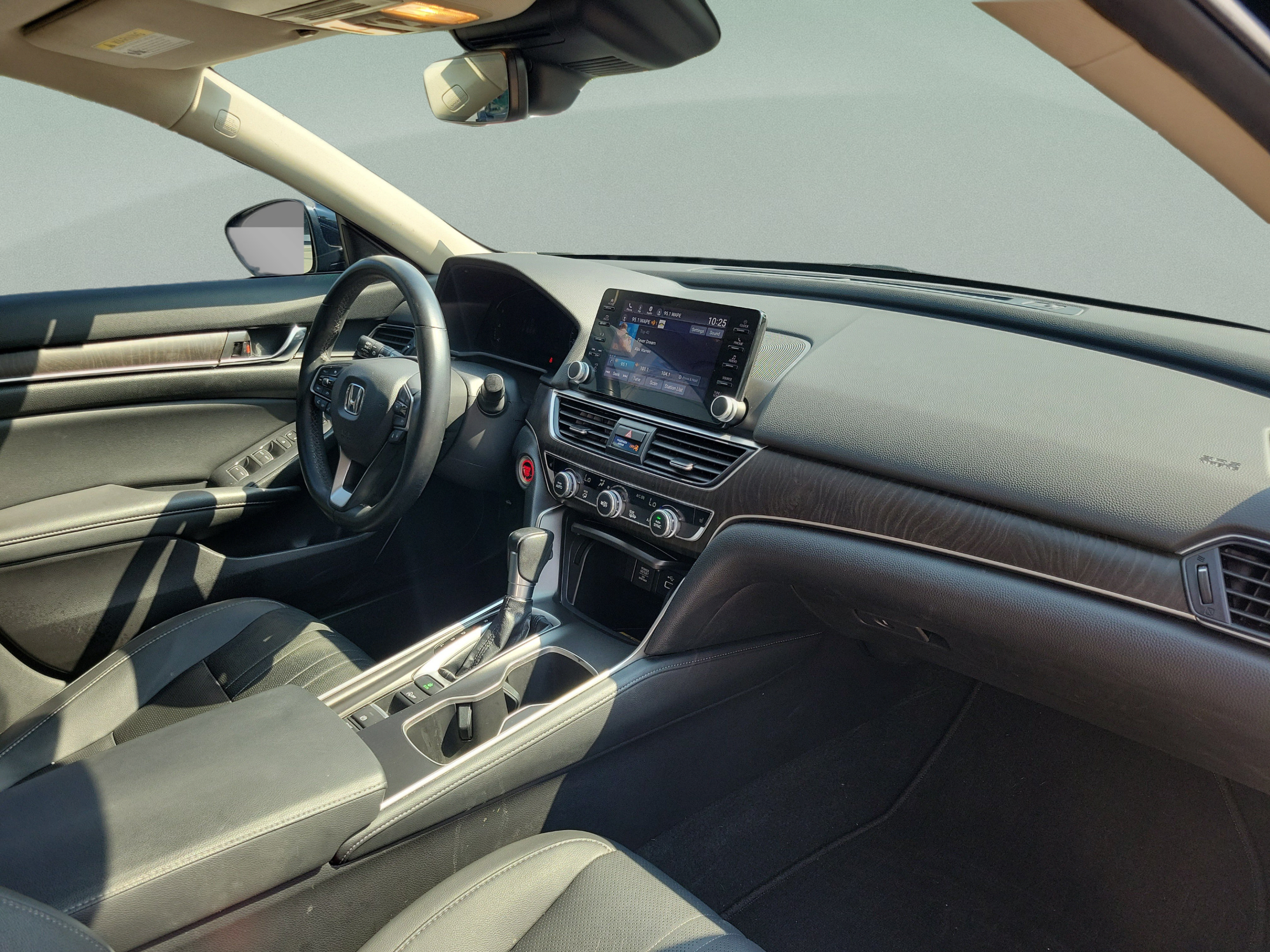 Used 2021 Honda Accord EX-L image 28