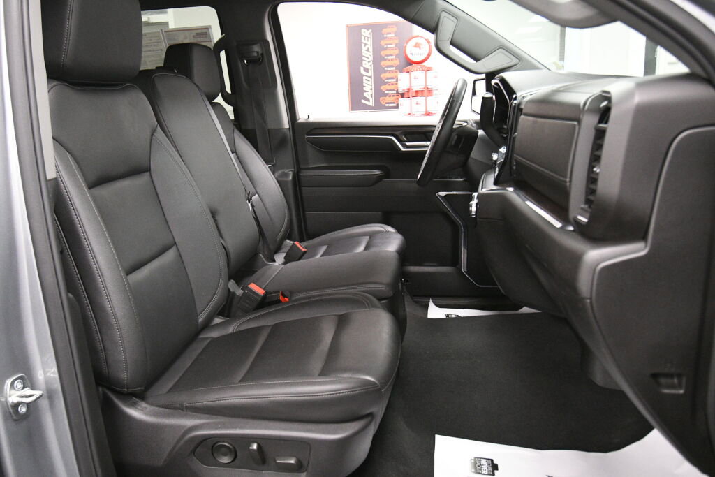Used 2024 GMC Sierra 1500 SLT AWD/4WD image 24