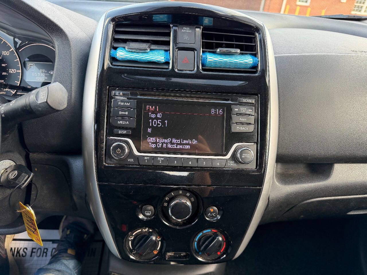 Used 2016 Nissan Versa Note SV FWD image 16