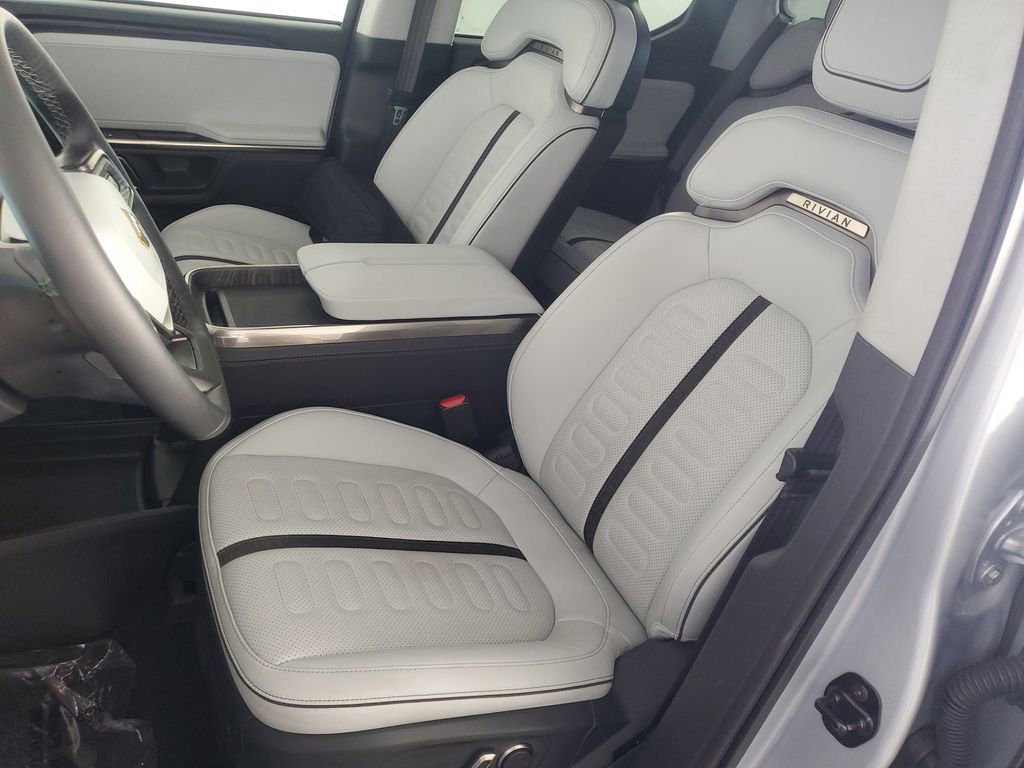 Used 2023 Rivian R1T Launch Edition AWD/4WD image 12
