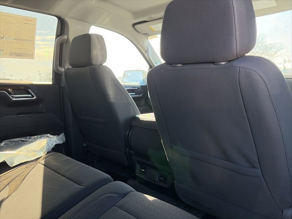 New 2026 GMC Sierra 1500 Elevation image 5
