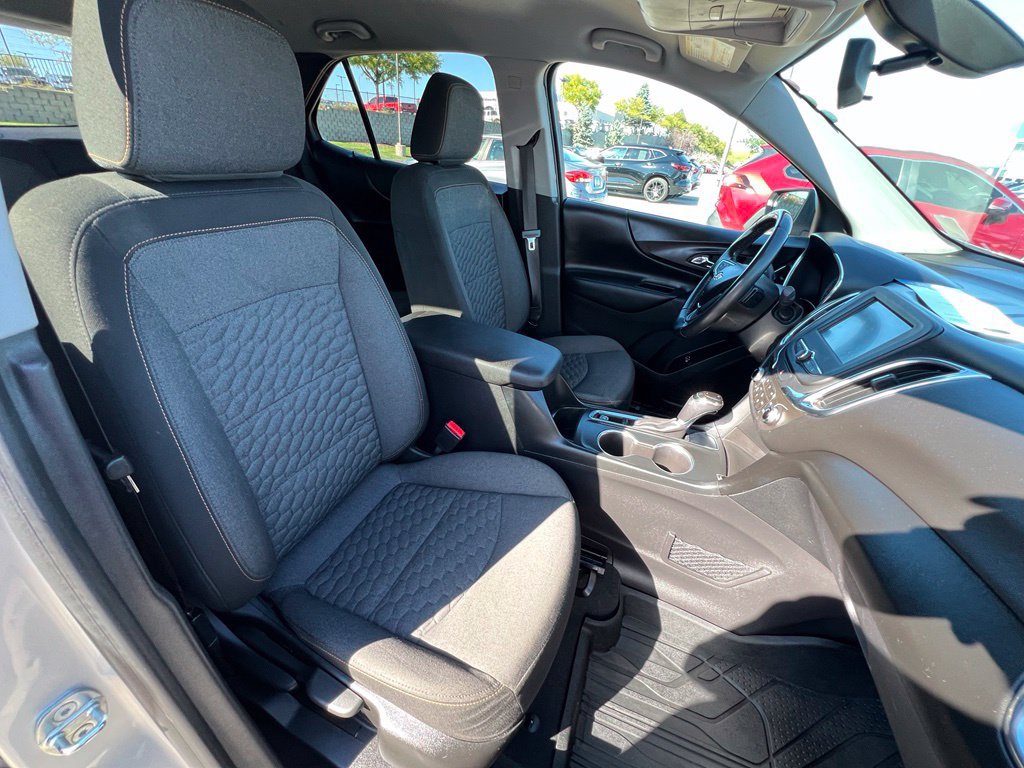 Used 2018 Chevrolet Equinox LT FWD image 26