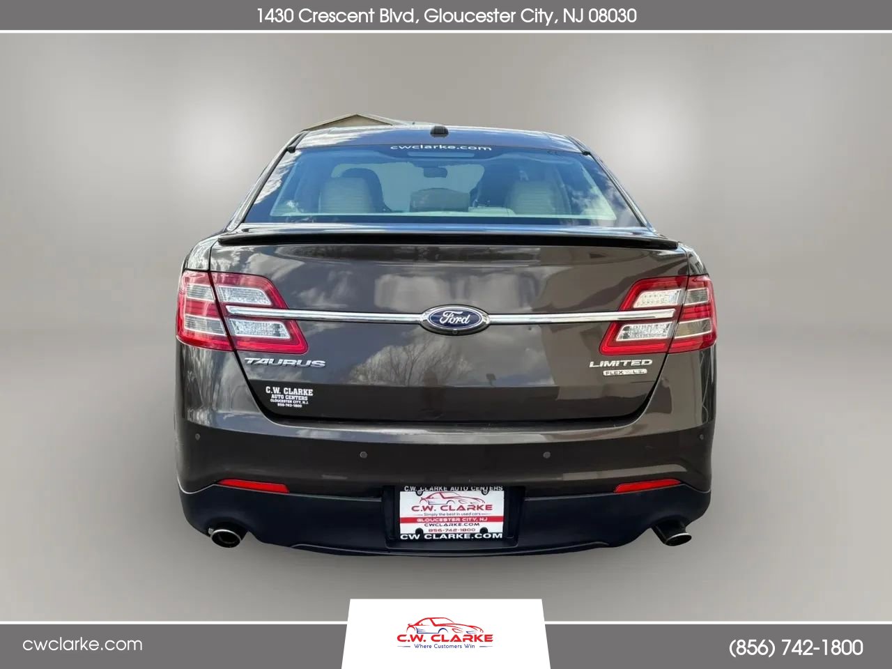 Used 2015 Ford Taurus Limited w/ Equipment Group 301A image 7