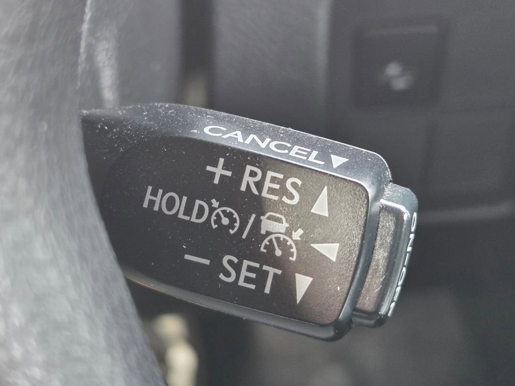 Used 2017 Toyota Land Cruiser AWD/4WD image 16