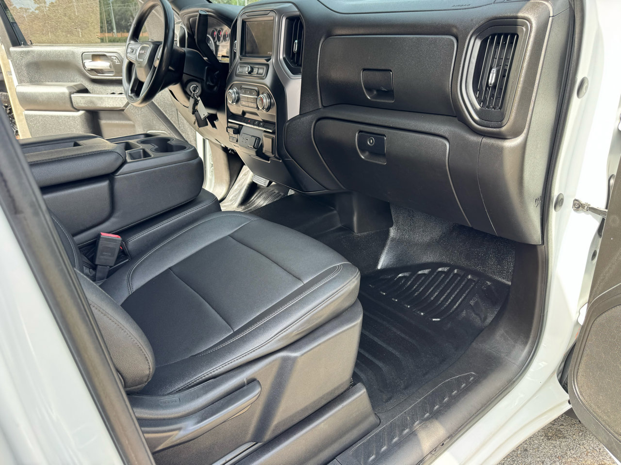 Used 2021 GMC Sierra 3500 2WD Crew Cab w/ Convenience Package image 34