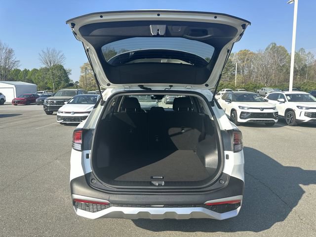 Used 2025 Kia Sportage LX image 33