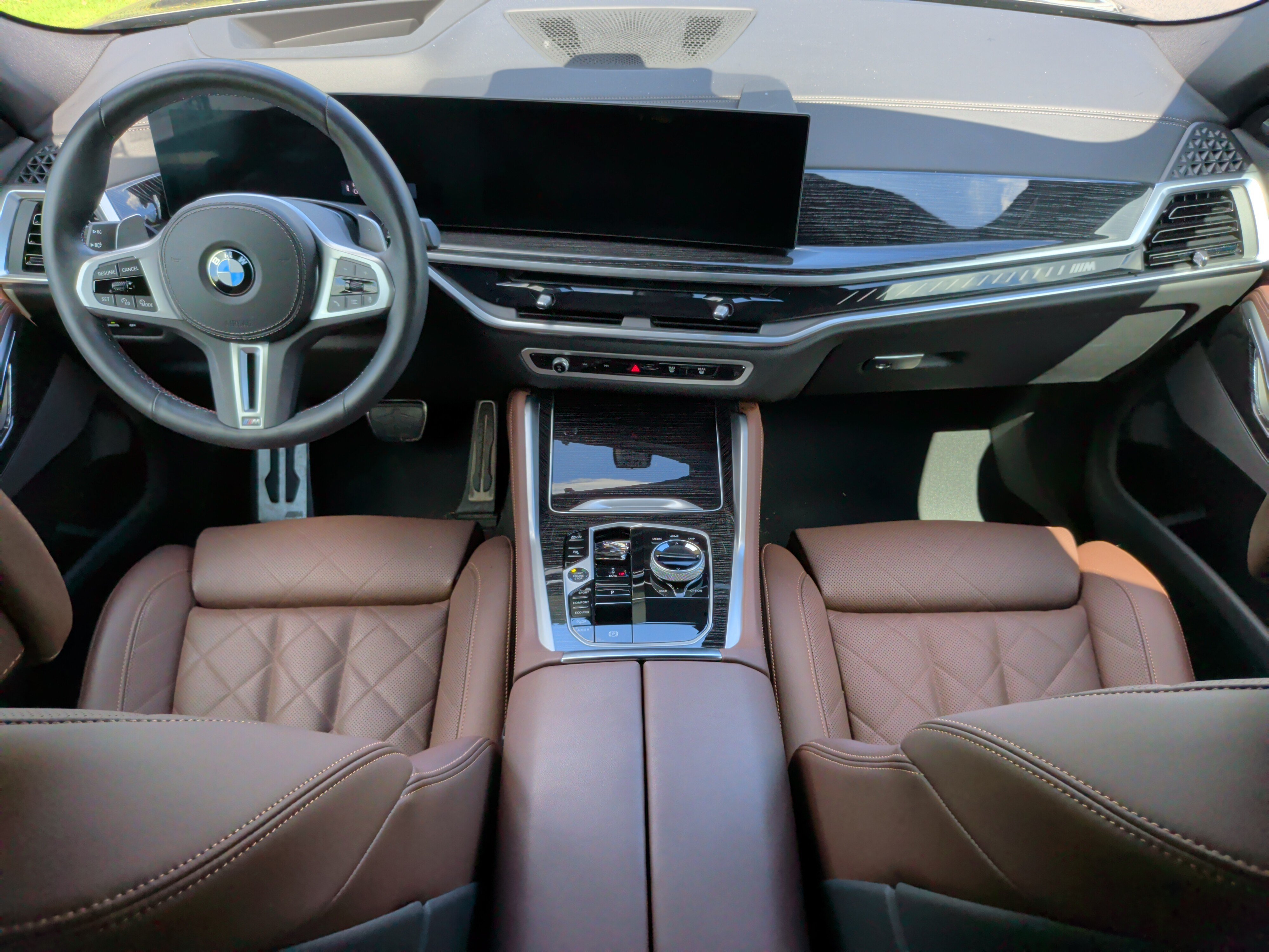 Certified 2026 BMW X6 M60i AWD/4WD image 34