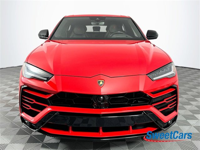 Used 2020 Lamborghini Urus Base image 2