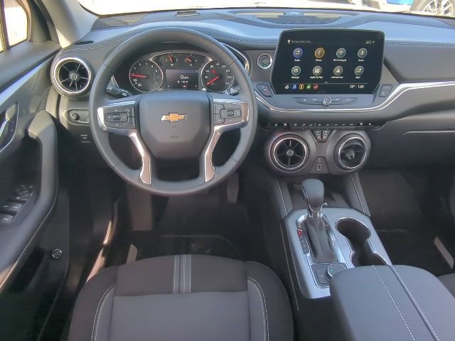New 2025 Chevrolet Blazer LT w/ Convenience Package image 4
