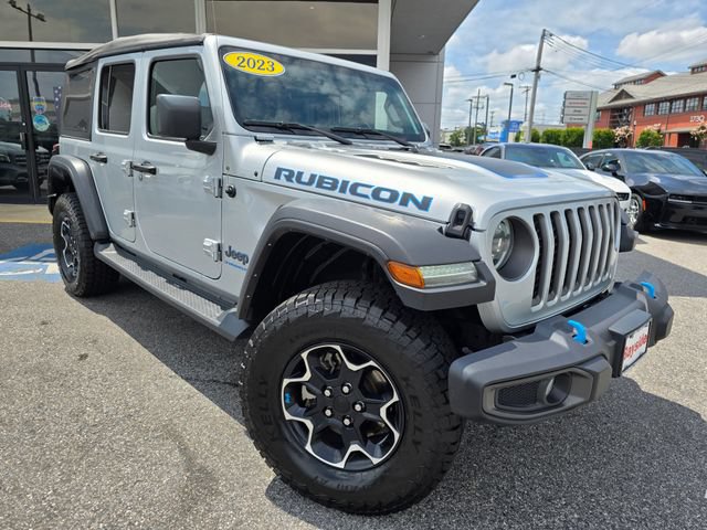 Used 2023 Jeep Wrangler Unlimited Rubicon 4xe w/ Cold Weather Group AWD/4WD image 2