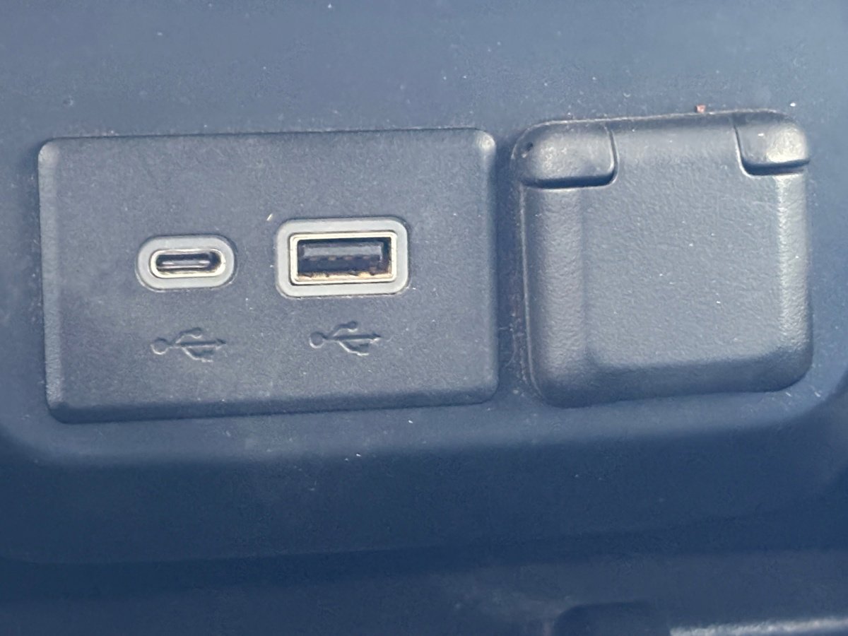 Used 2019 GMC Sierra 1500 SLT image 6