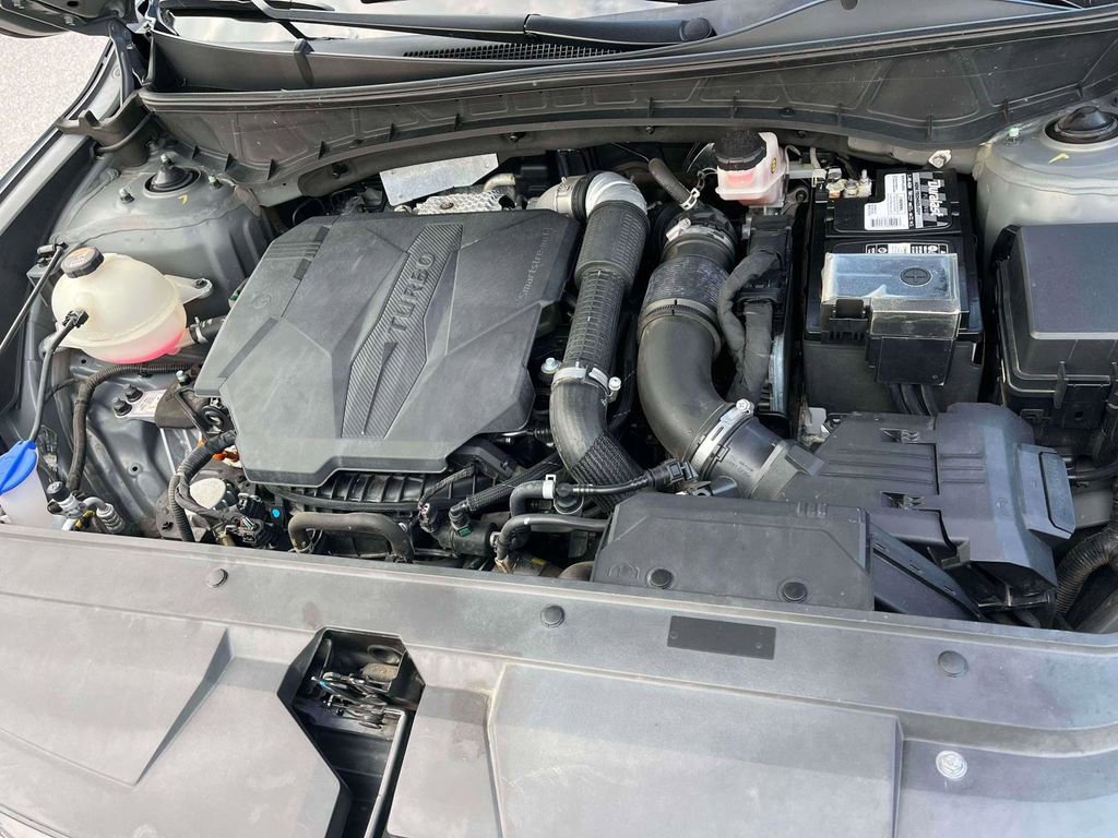 Used 2022 Hyundai Santa Cruz Limited image 38