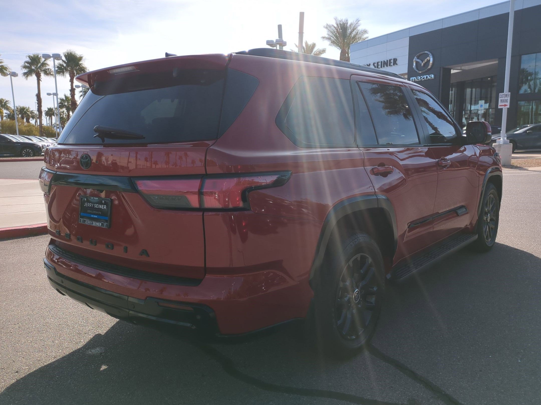 Used 2024 Toyota Sequoia Platinum image 5