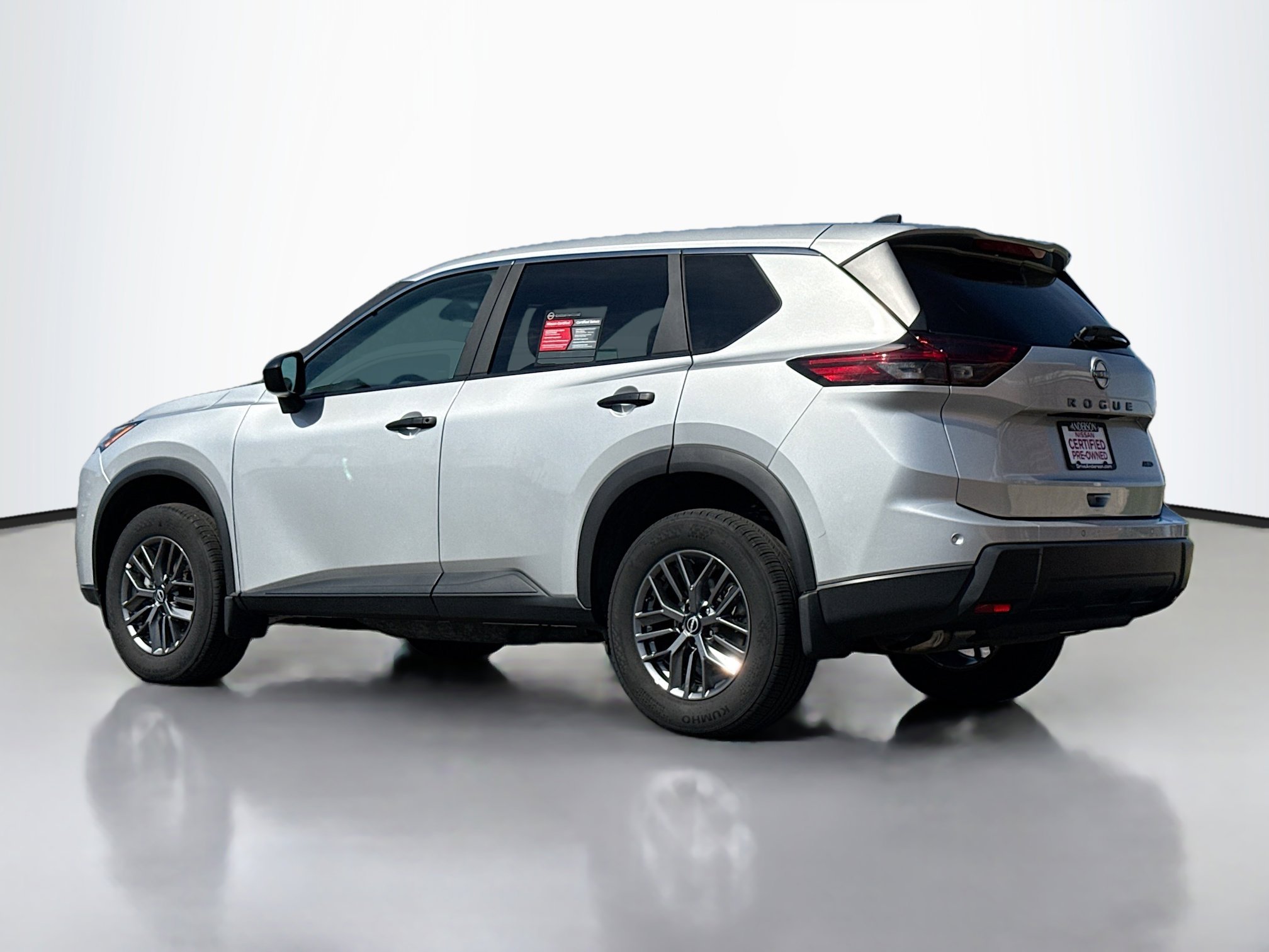 Certified 2025 Nissan Rogue S image 13