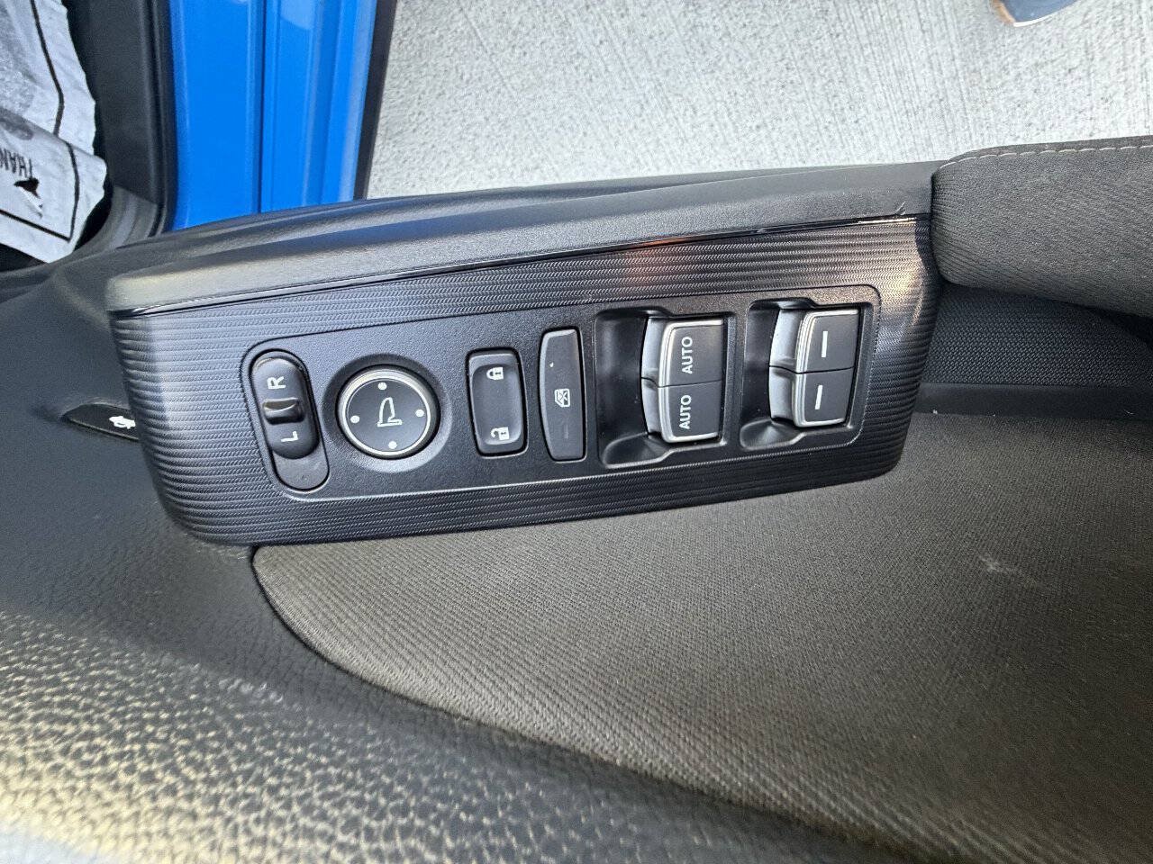 Used 2024 Honda Civic Sport Touring image 21