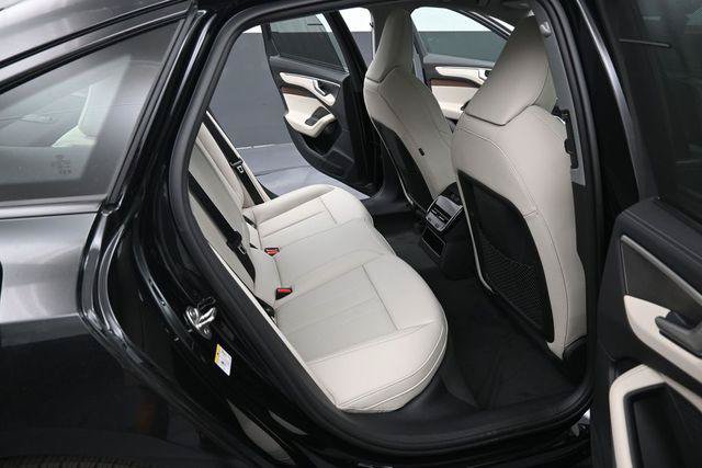 New 2026 Audi A6 Premium Plus AWD/4WD image 13