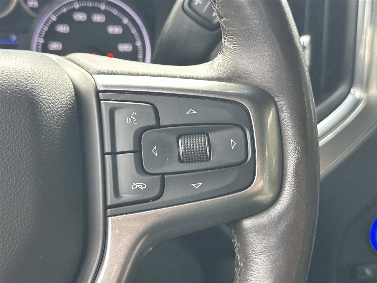 Used 2021 Chevrolet Silverado 1500 LTZ image 21