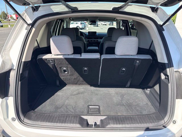 Certified 2023 Honda Pilot LX image 9